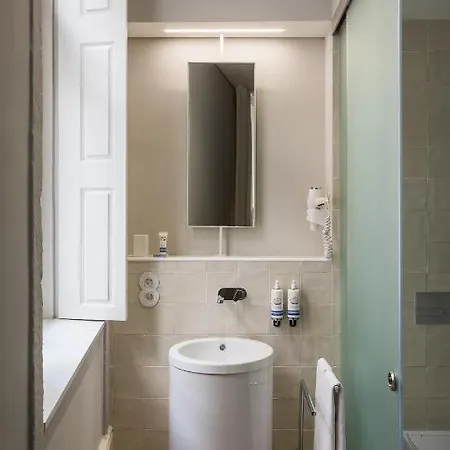 Gallery Townhouse & Home Porto Exterior photo